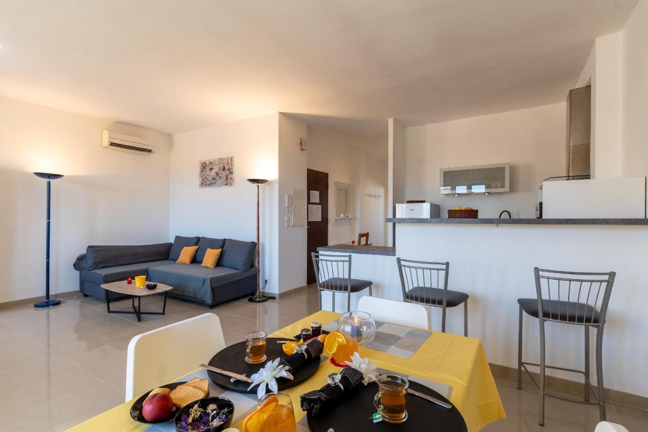 Celebre Vieux Port, Marseille Apartment Exterior photo